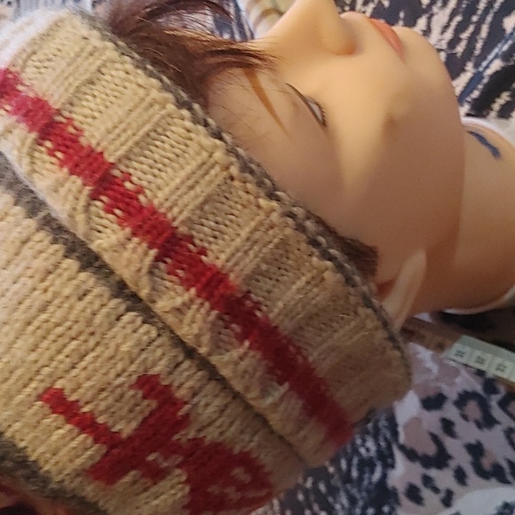 2 'Far West' T-Max Heat ToqueS - Picture 7 of 11